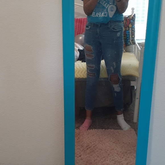 Jeans - Picture 3 of 4